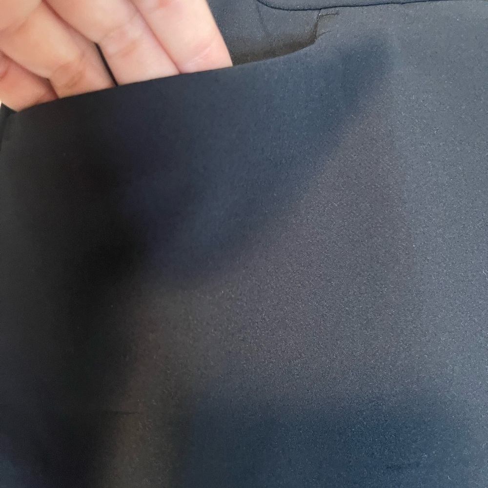 Greg Norman Tennis Skort Black with Pocket - Picture 5 of 9